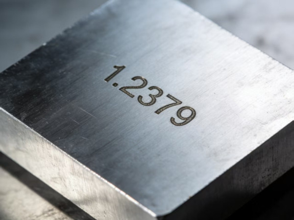 1.2379是什么材料