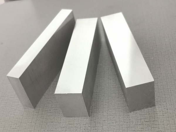 冷軋模具鋼屬于碳鋼嗎？